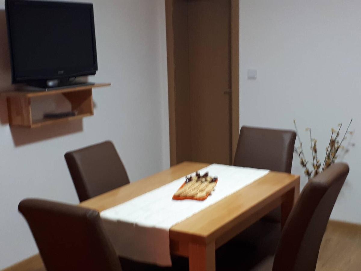 Apartmani Tajra Visoko Exteriör bild