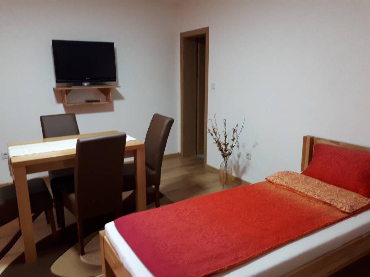 Apartmani Tajra Visoko Exteriör bild